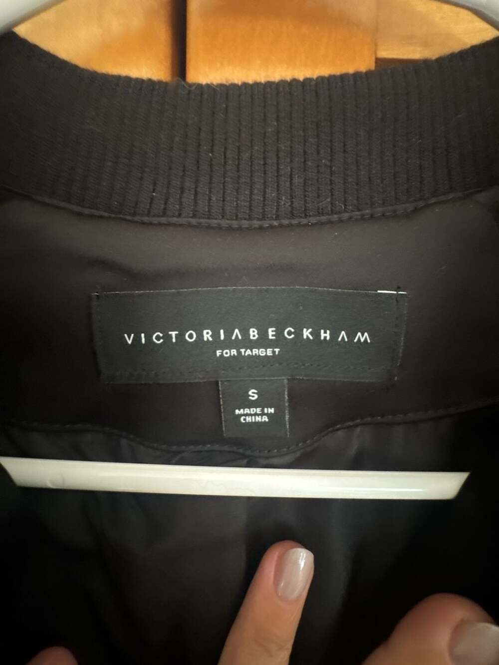 Victoria Beckham - Picture 3 of 7